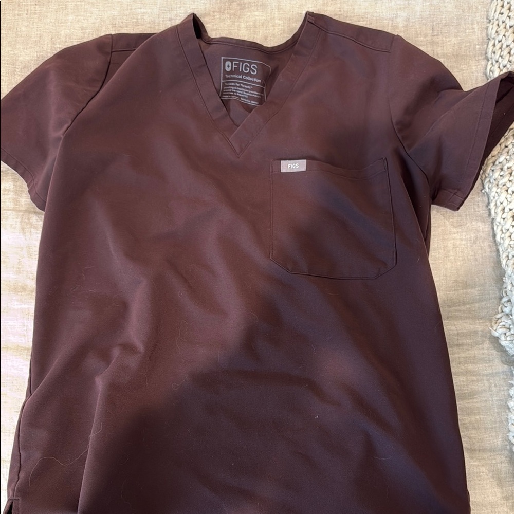 Figs Catarina Brown Scrub Top